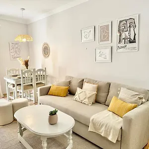 Apartment Old Town-300m From The